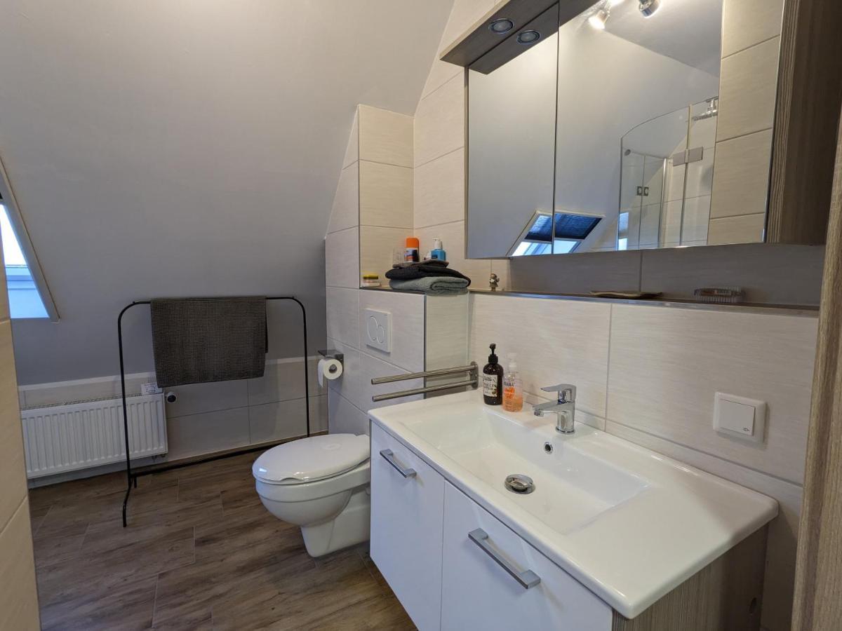 Grosses Zimmer Mit Eigenem Bad/Flur Apartment Emsbueren Bagian luar foto